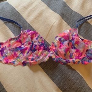 Victoria’s Secret PINK Neon Lace Bra 36C